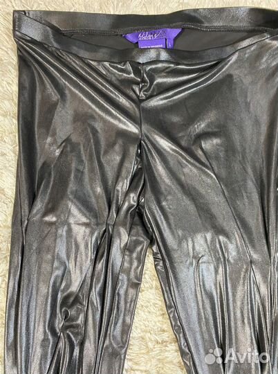 Блестящие леггинсы Miley Cyrus