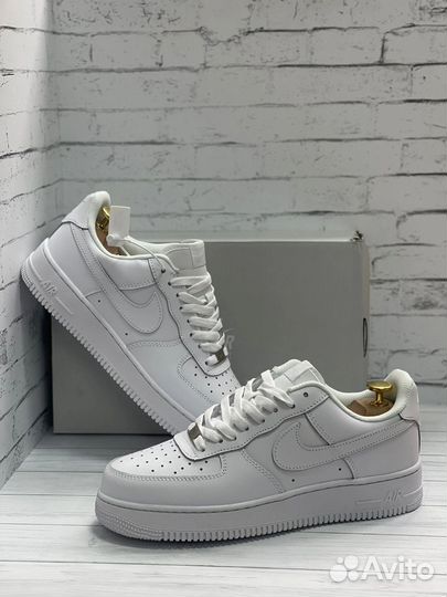 Кроссовки nike air force 1 белые