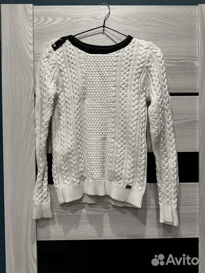 Свитер женский