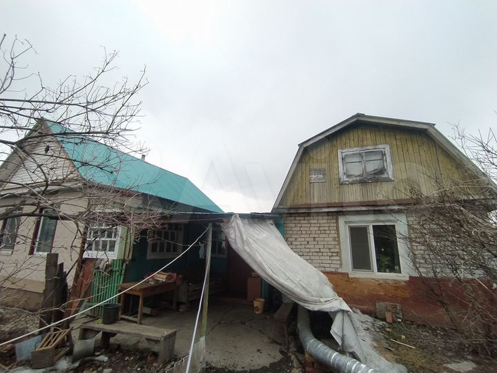 Дом 30 м² на участке 10 сот.