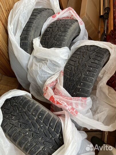 Nokian Tyres Hakkapeliitta 7 185/65 R15 92T