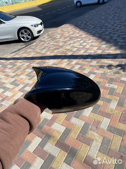 Накладки зеркал в стиле М BMW E90 2005-08