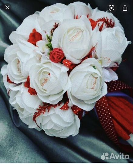 Букеты и поделки из конфет