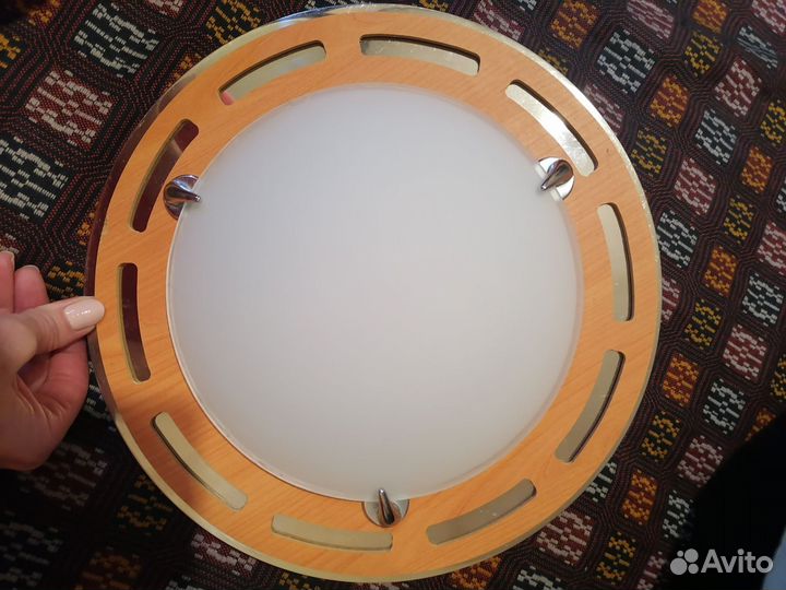 Светильник