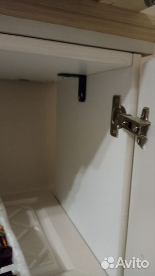 Тумба, шкафчик напольный