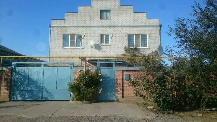 Дом 166 м² на участке 10 сот.