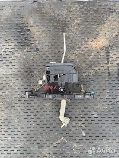 Селектор АКПП Toyota Crown S200 GWS204