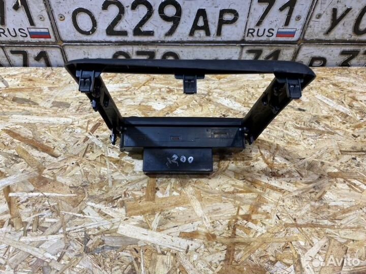 Рамка магнитолы Kia Sportage 2.0 2001