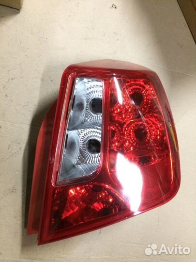 Фонарь задний правый Daewoo Gentra Lacetti