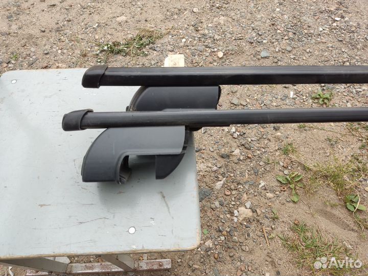 Автомобильный багажник на крышу