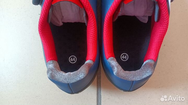 Велообувь велоботинки 44 размер новые