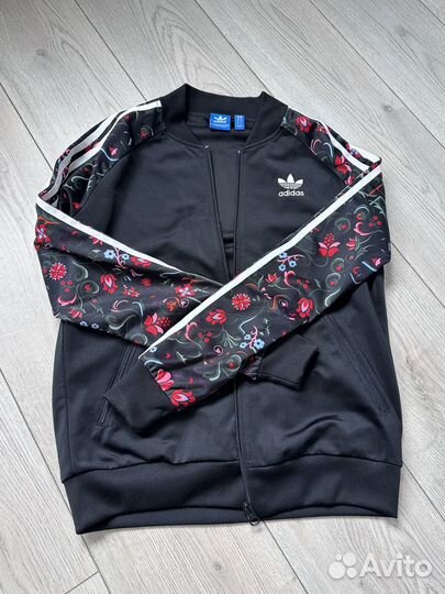 Adidas originals олимпийка женская