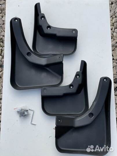 Брызговики на Mercedes Benz glk-class x204