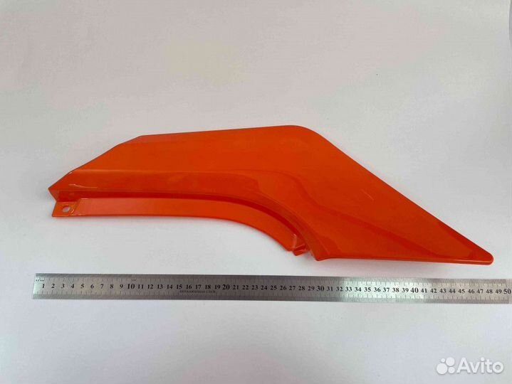 Облицовка боковая центральная левая верхняя оранже