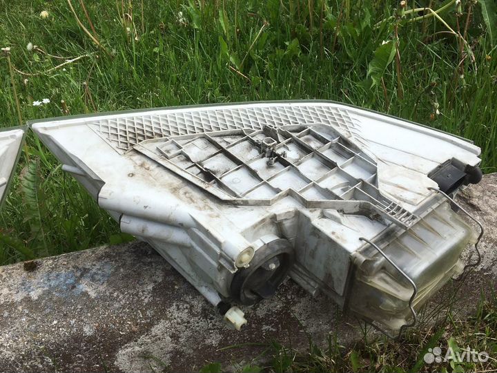 Фара Skoda Octavia a5 ксенон