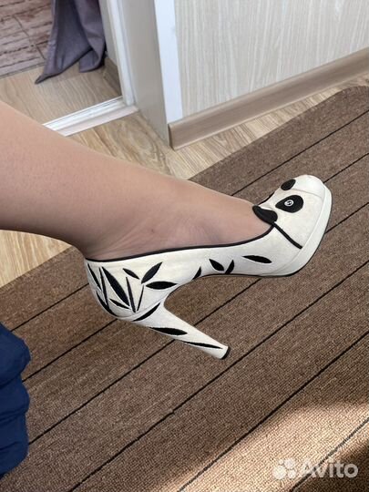 Туфли Charlotte Olympia Panda