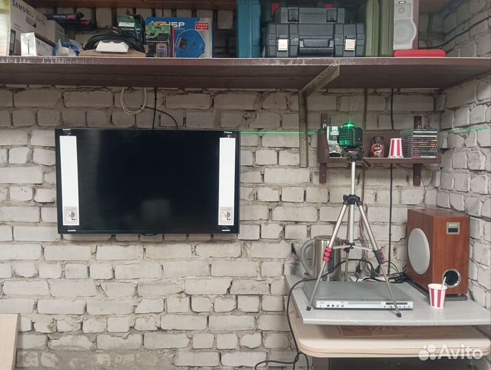 Установка телевизора на стену