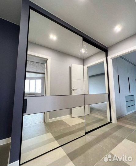 Шкаф с зеркалом Бакс