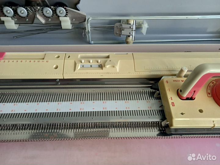 Вязальная машина Тойота кс-858