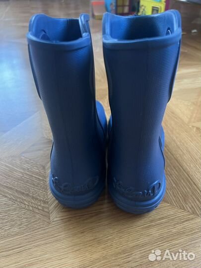 Детские резиновые сапоги