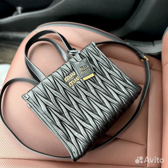 Сумка женская miumiu тоут