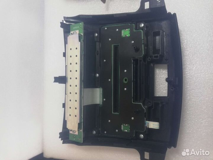 Продам штатную магнитолу для митсубиси аутлендер