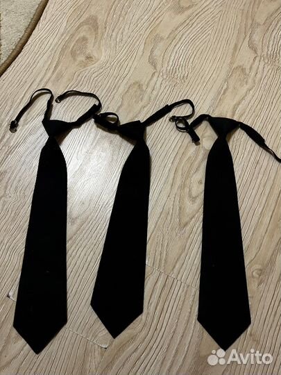 Галстук фирменный