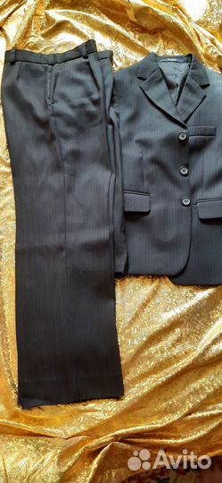 Костюм школьный