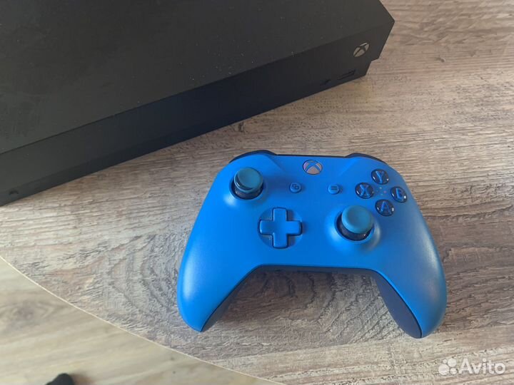 Xbox one x 1tb