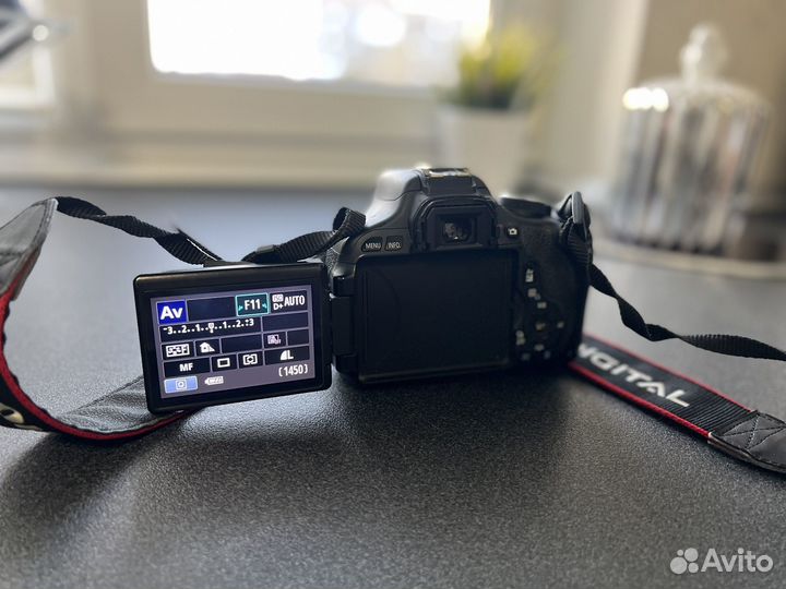 Зеркальный фотоаппарат canon 600d