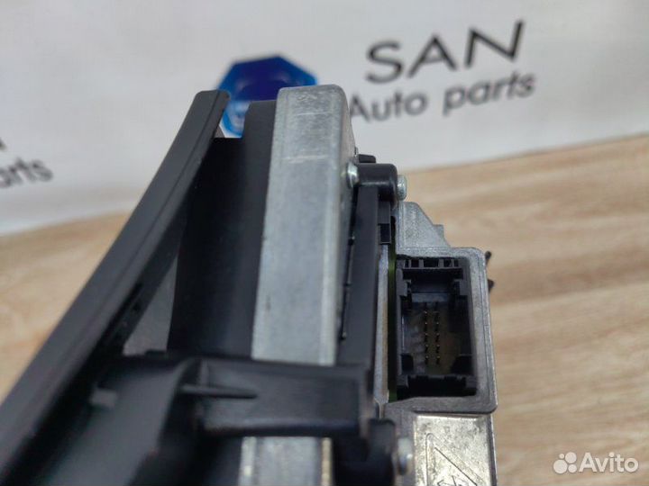 Монитор Bmw X5 E70 N52B30AF 2009