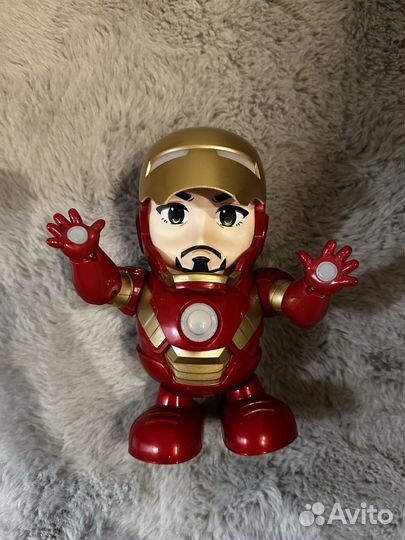 Робот танцующий Железный человек Iron man игрушка