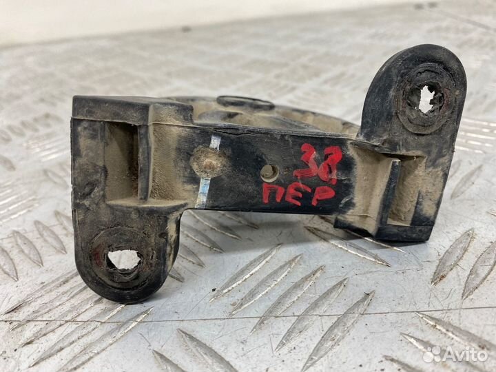 Б/У подушка глушителя (крепления, кронштейн