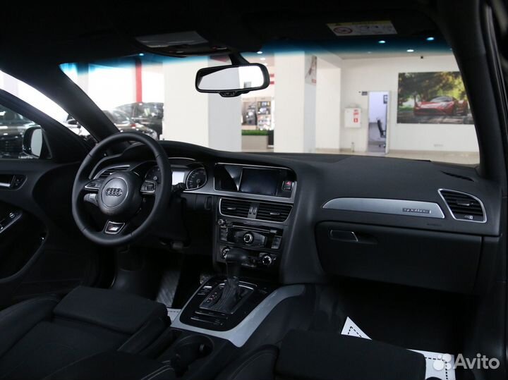 Audi A4 2.0 AMT, 2014, 124 000 км