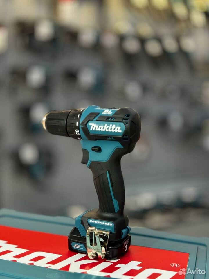 Шуруповёрт Makita DF332DZ