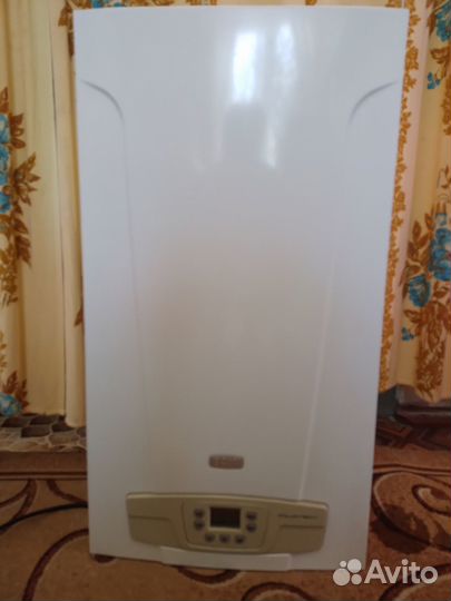 Настенный двухконтурный газовый котел