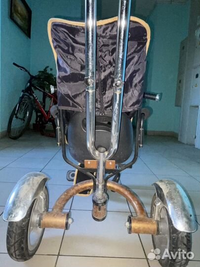 Детский трехколесный велосипед бу