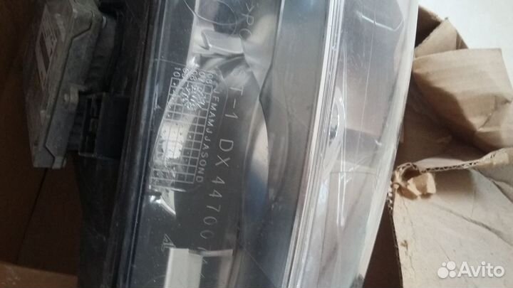 Фара правая Peugeot RCZ