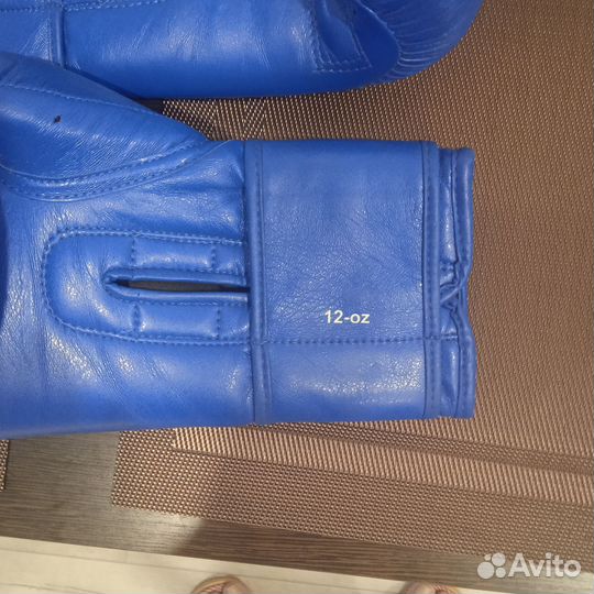 Боксерские перчатки 12 oz