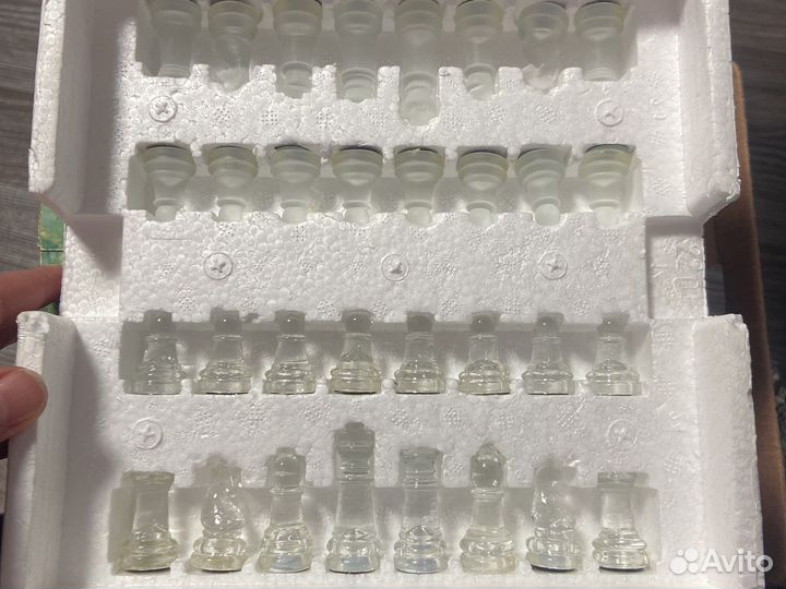 Шахматы стеклянные