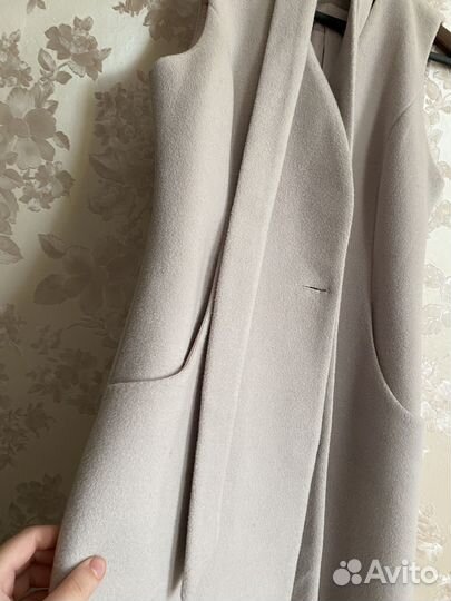 Пальто без рукавов