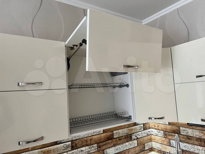 2-к. квартира, 62 м², 8/11 эт.