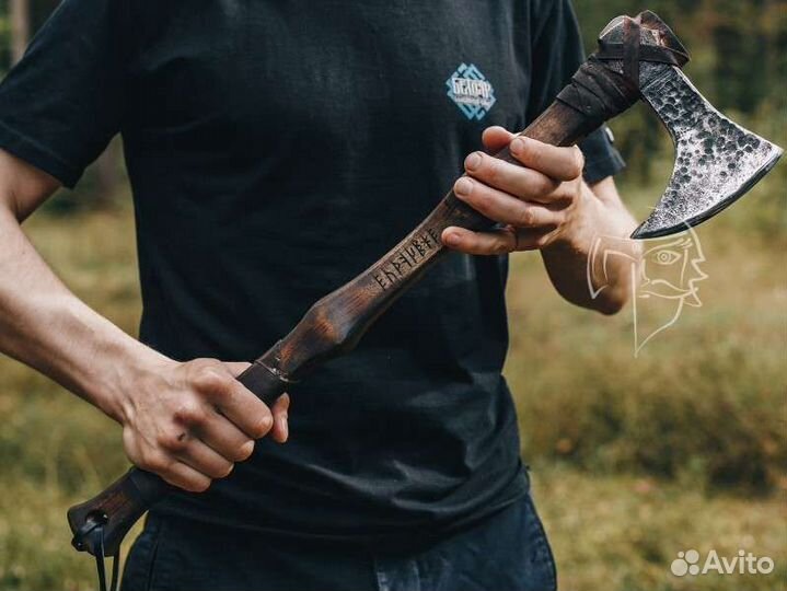 Топор кованый ручной работы Варяг