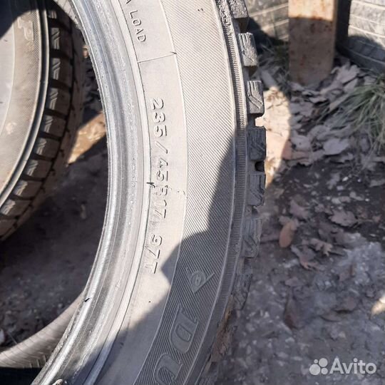Dunlop SP Winter Ice 07 235/45 R17