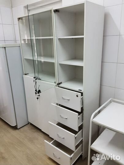 Медицинский Шкаф Стол Стул Тумба