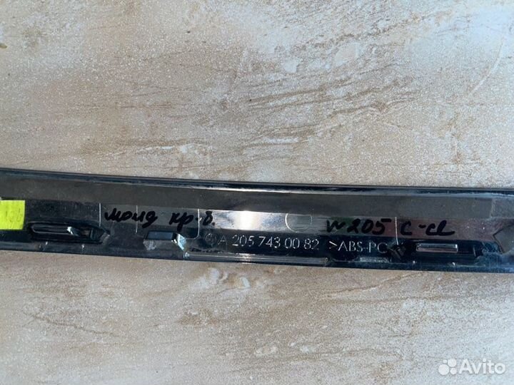 Накладка крышки багажника Mercedes C Class W 205