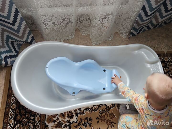 Ванночка для купания с горкой