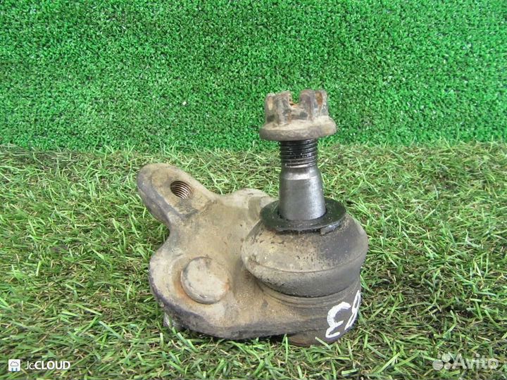 Шаровая опора на toyota corona premio AT210 4A-FE