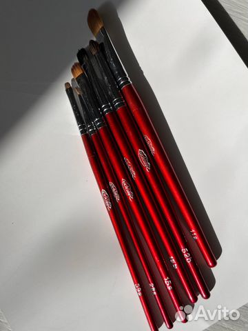 Профессиональные кисти для макияжа Ludovik