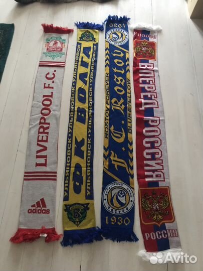 Коллекция шарфов футбольных команд- раритет 90-х г